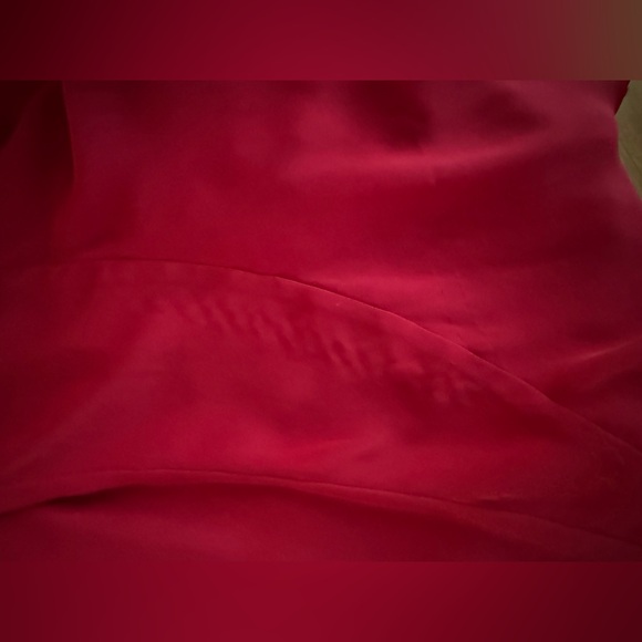 Slate and Willow Flowy Red Formal High Slit V-Neck Dress 0 Long - Picture 9 of 12